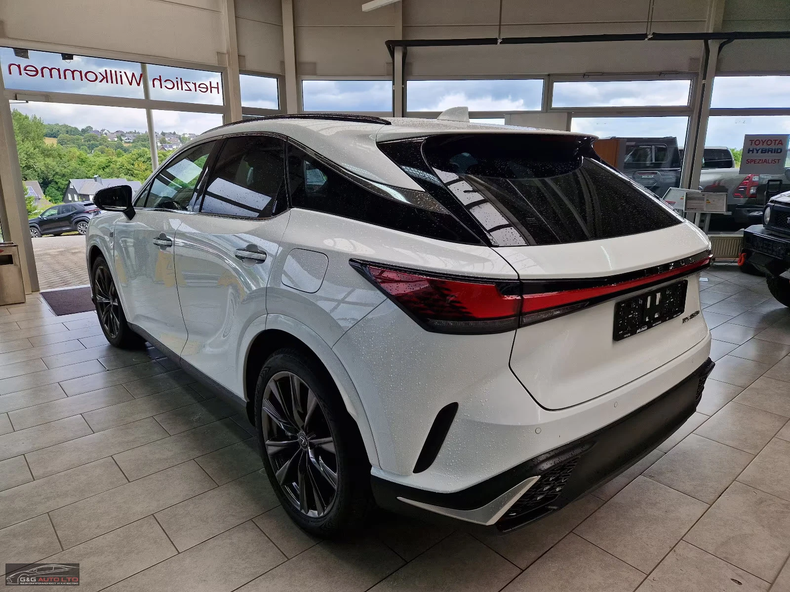 Lexus RX 450h plus 2.4PHEV/309HP/F-SPORT/4X4/360/NAVI/PANO/AMBI/778v | Mobile.bg   3