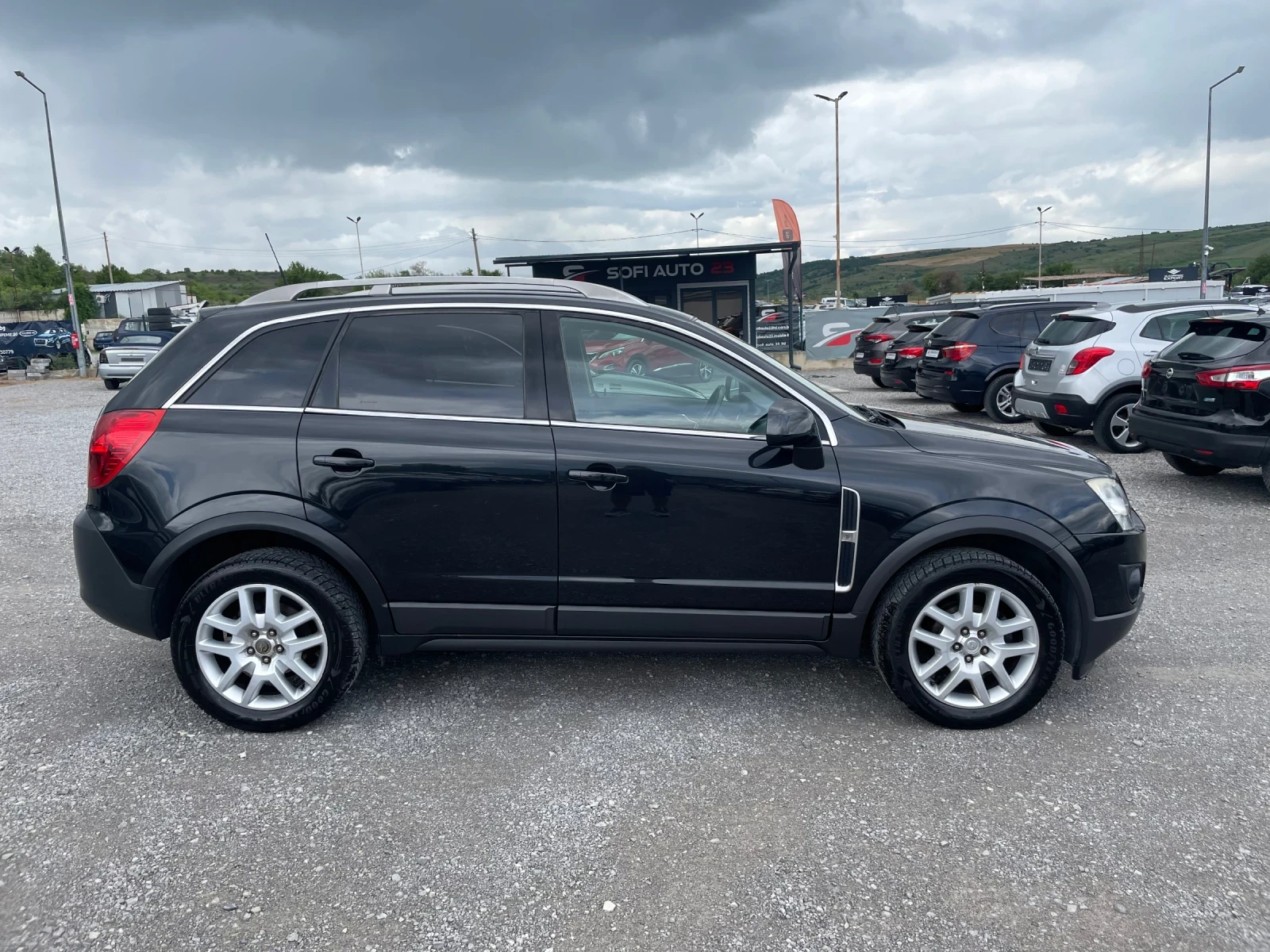 Opel Antara 2.2CDTI FACE ПОДГРЕВ КОЖА EURO5, снимка 8 - Автомобили и джипове - 54655206