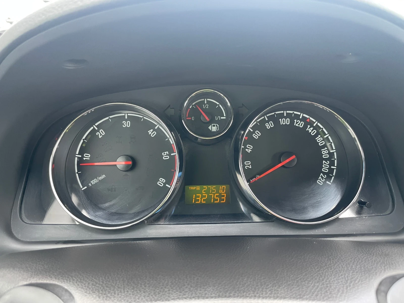 Opel Antara 2.2CDTI FACE ПОДГРЕВ КОЖА EURO5, снимка 15 - Автомобили и джипове - 54655206