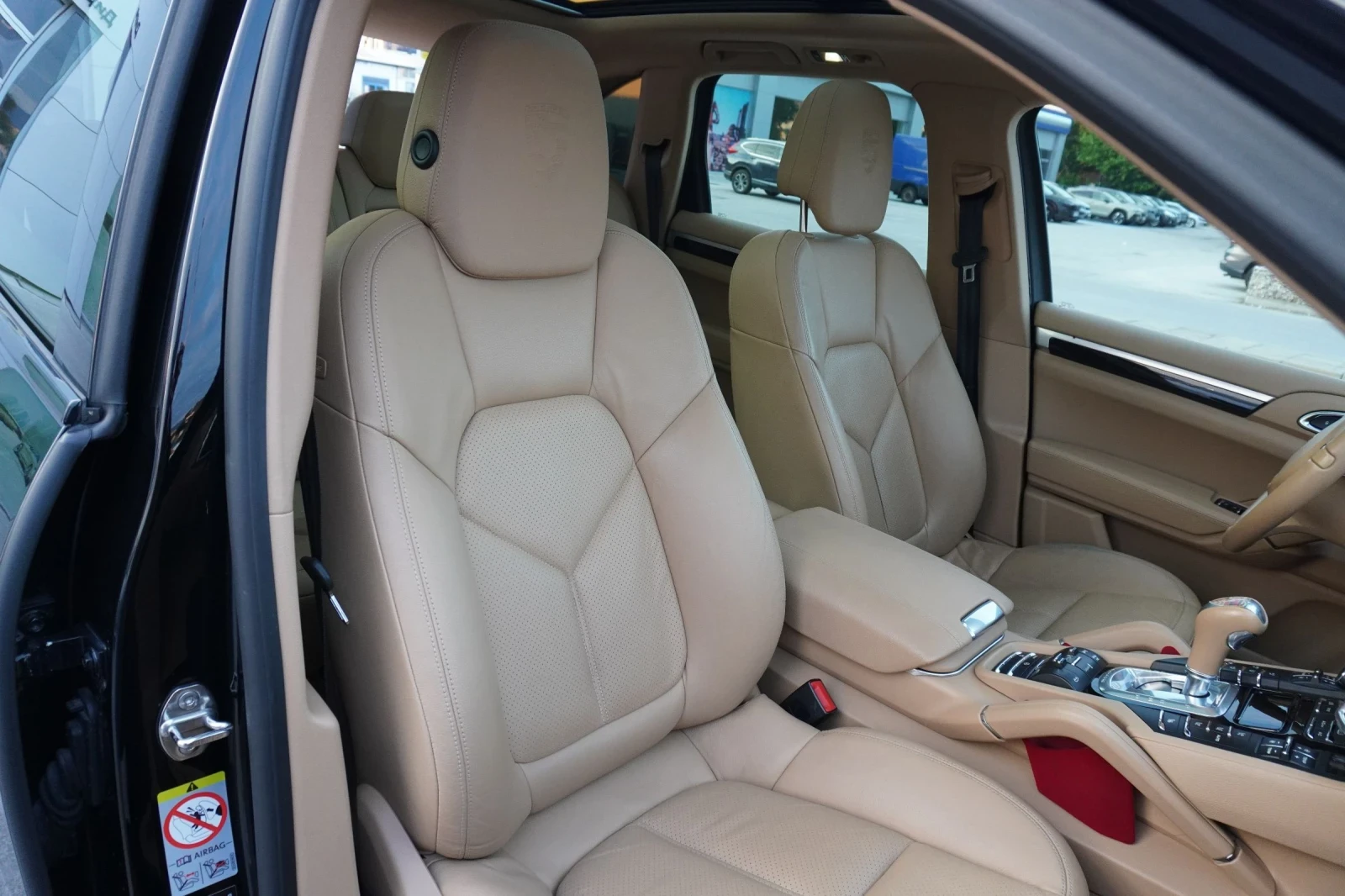 Porsche Cayenne, снимка 12 - Автомобили и джипове - 55450462