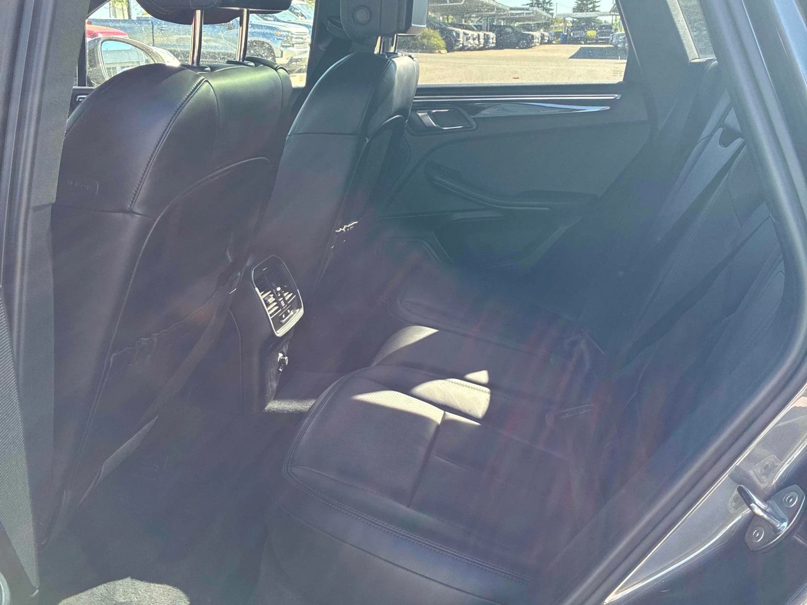 Porsche Macan * S * CARFAX * АВТОКРЕДИТ* , снимка 15 - Автомобили и джипове - 55905074