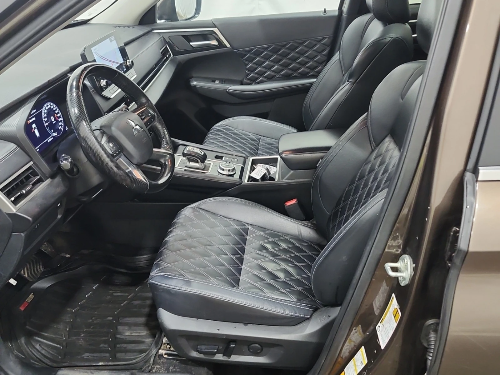 Mitsubishi Outlander SEL* AWD* БАКЛАВИЧКИ, снимка 5 - Автомобили и джипове - 55921248