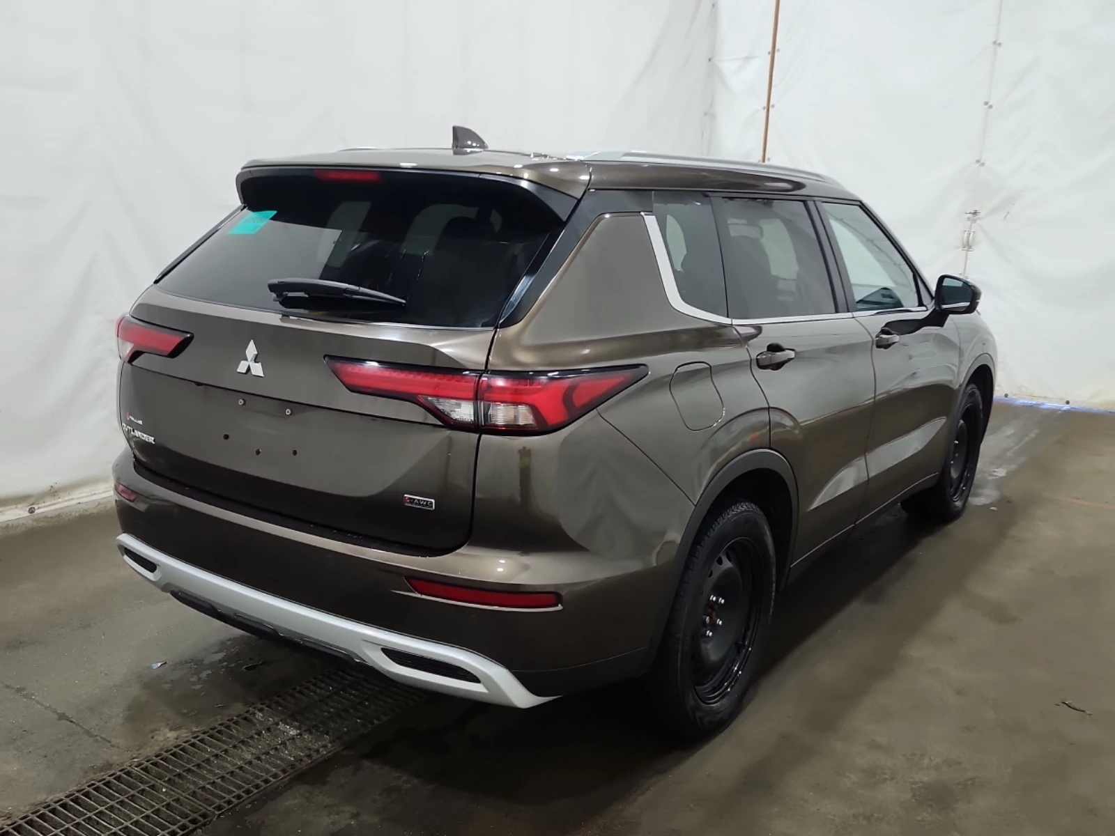 Mitsubishi Outlander SEL* AWD* БАКЛАВИЧКИ, снимка 3 - Автомобили и джипове - 55921248