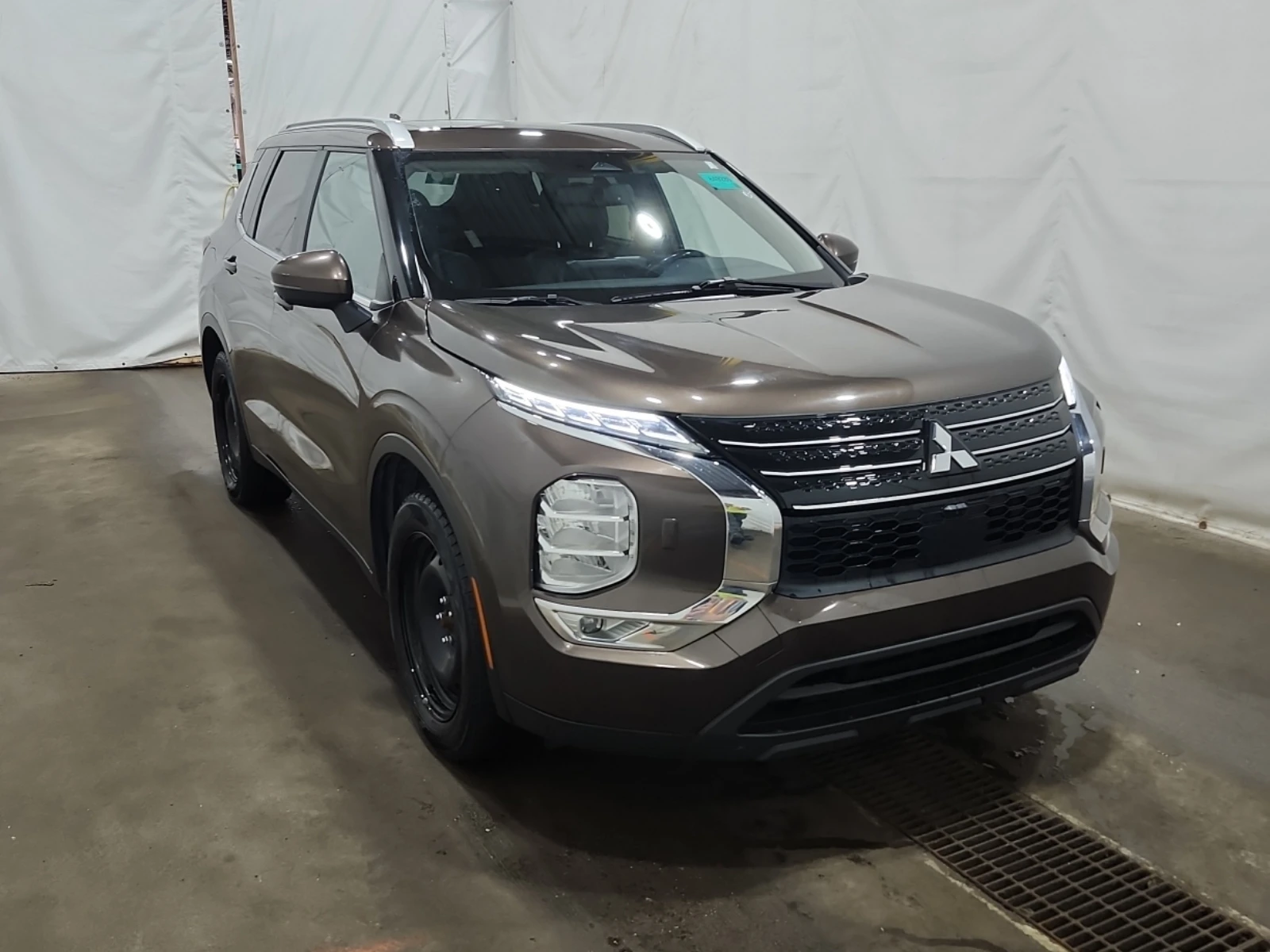 Mitsubishi Outlander SEL* AWD* БАКЛАВИЧКИ, снимка 2 - Автомобили и джипове - 55921248