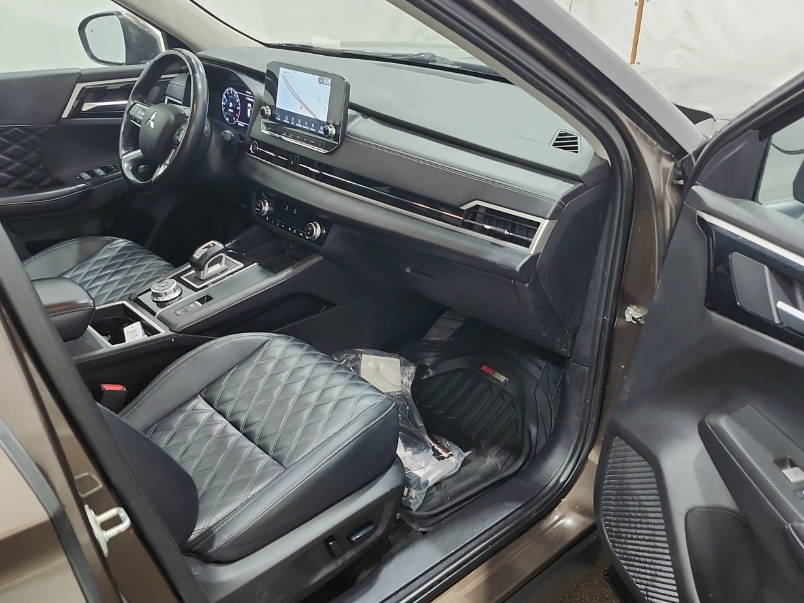Mitsubishi Outlander SEL* AWD* БАКЛАВИЧКИ, снимка 7 - Автомобили и джипове - 55921248