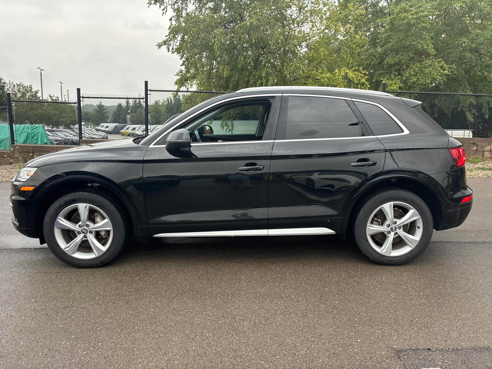 Audi Q5 * Progressiv * CARFAX * ЦЕНА ДО БГ, снимка 3 - Автомобили и джипове - 55940929