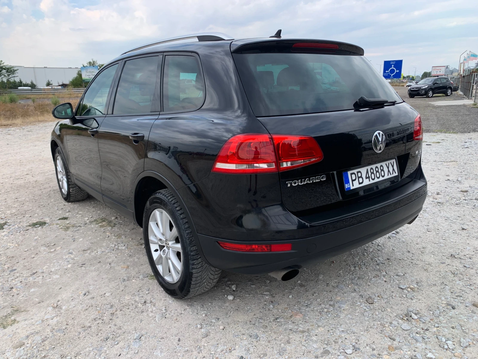 VW Touareg 3.0 V.6 TDI, снимка 5 - Автомобили и джипове - 56172118