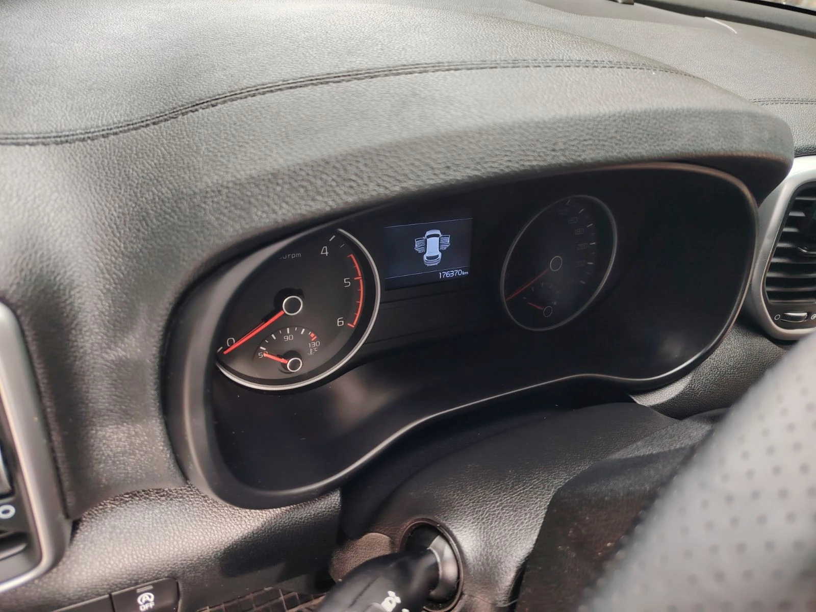 Kia Sportage, снимка 10 - Автомобили и джипове - 56244735