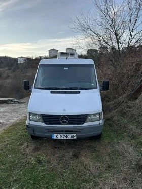     Mercedes-Benz Sprinter 208 2, 3D