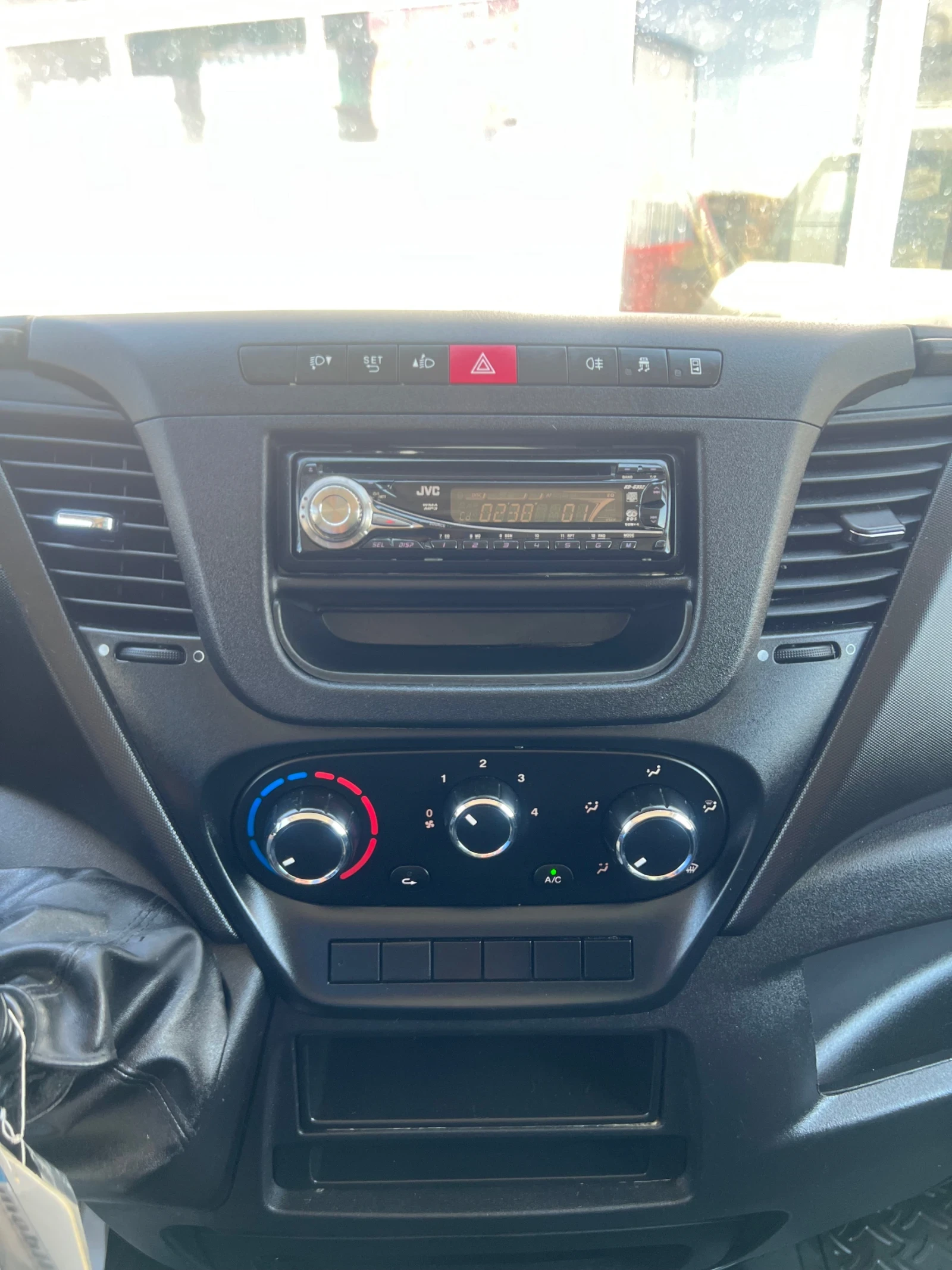 Iveco Daily 2017 / 35c18 / 3.0L-180 . /  | Mobile.bg   15