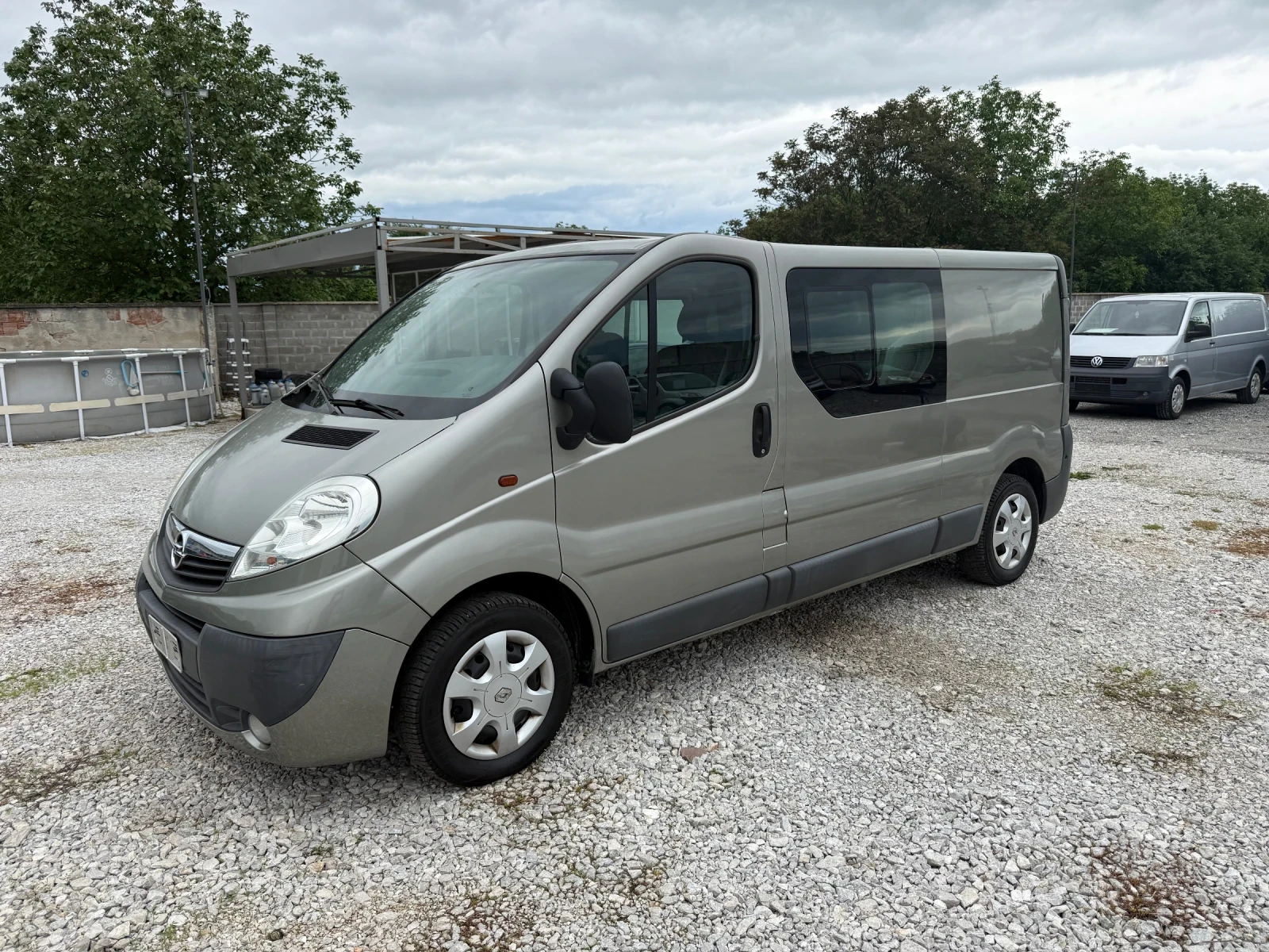 Opel Vivaro 2.5DCI AUTOMAT LONG, снимка 4 - Бусове и автобуси - 54543081