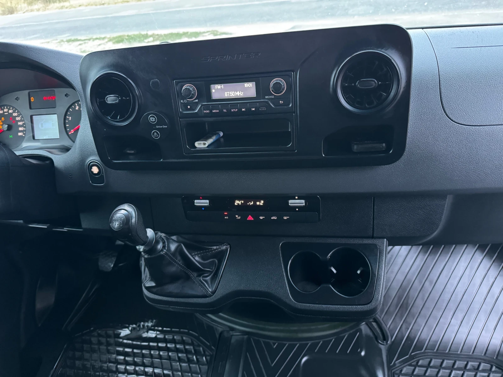 Mercedes-Benz Sprinter 311 211, снимка 10 - Бусове и автобуси - 56087269