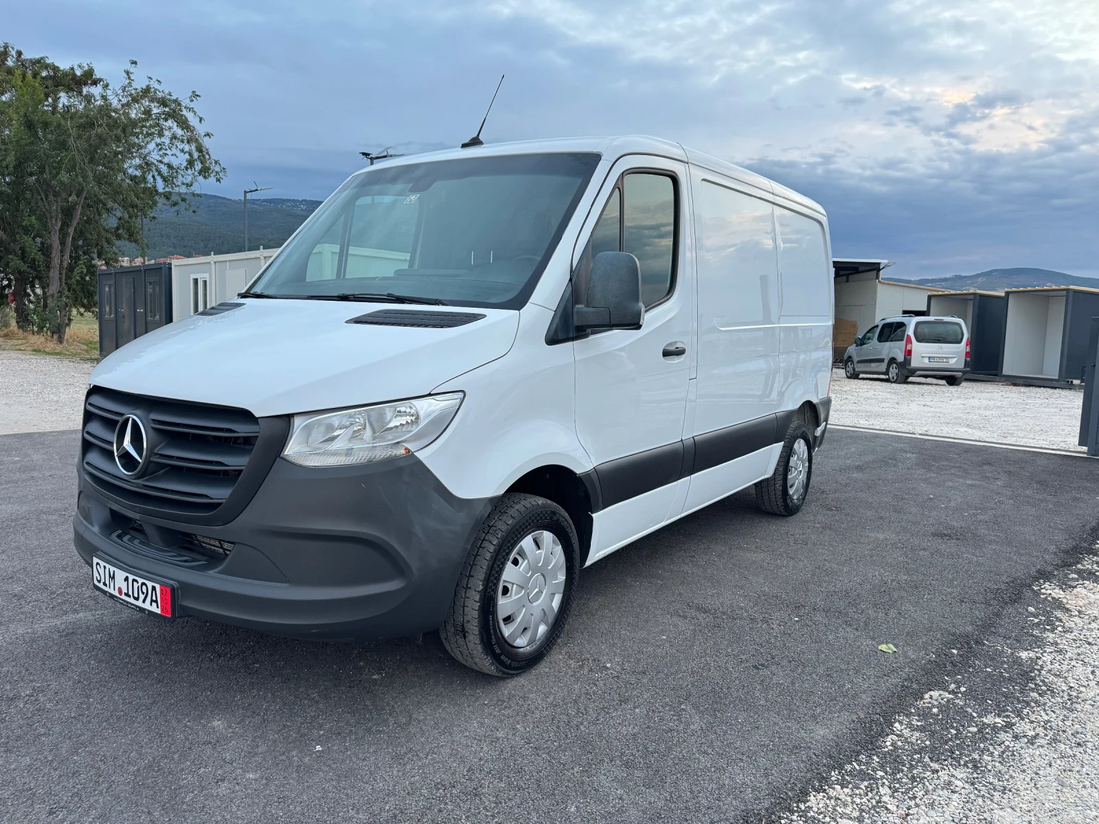 Mercedes-Benz Sprinter 211