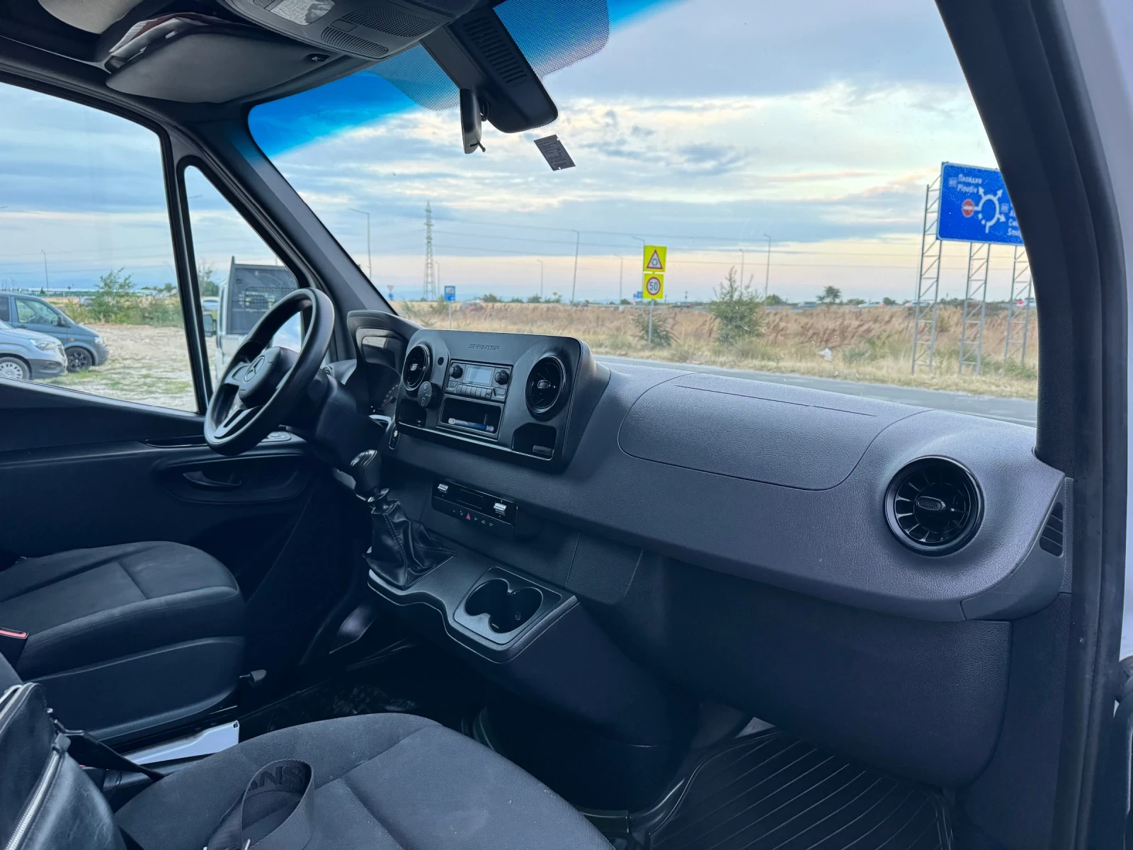 Mercedes-Benz Sprinter 311 211, снимка 9 - Бусове и автобуси - 56087269