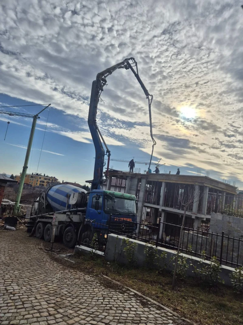 Бетон помпа Mercedes-Benz, снимка 8 - Индустриална техника - 52645339