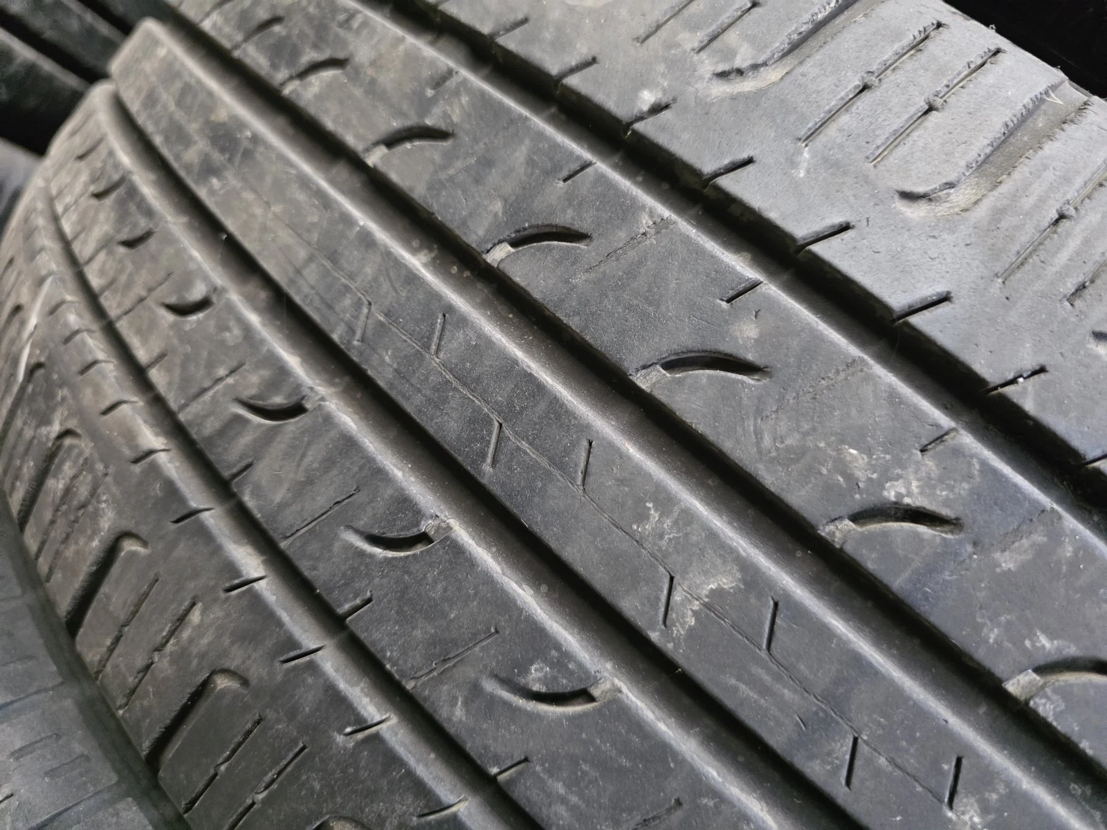 Гуми Летни 225/55R19, снимка 7 - Гуми и джанти - 56731036