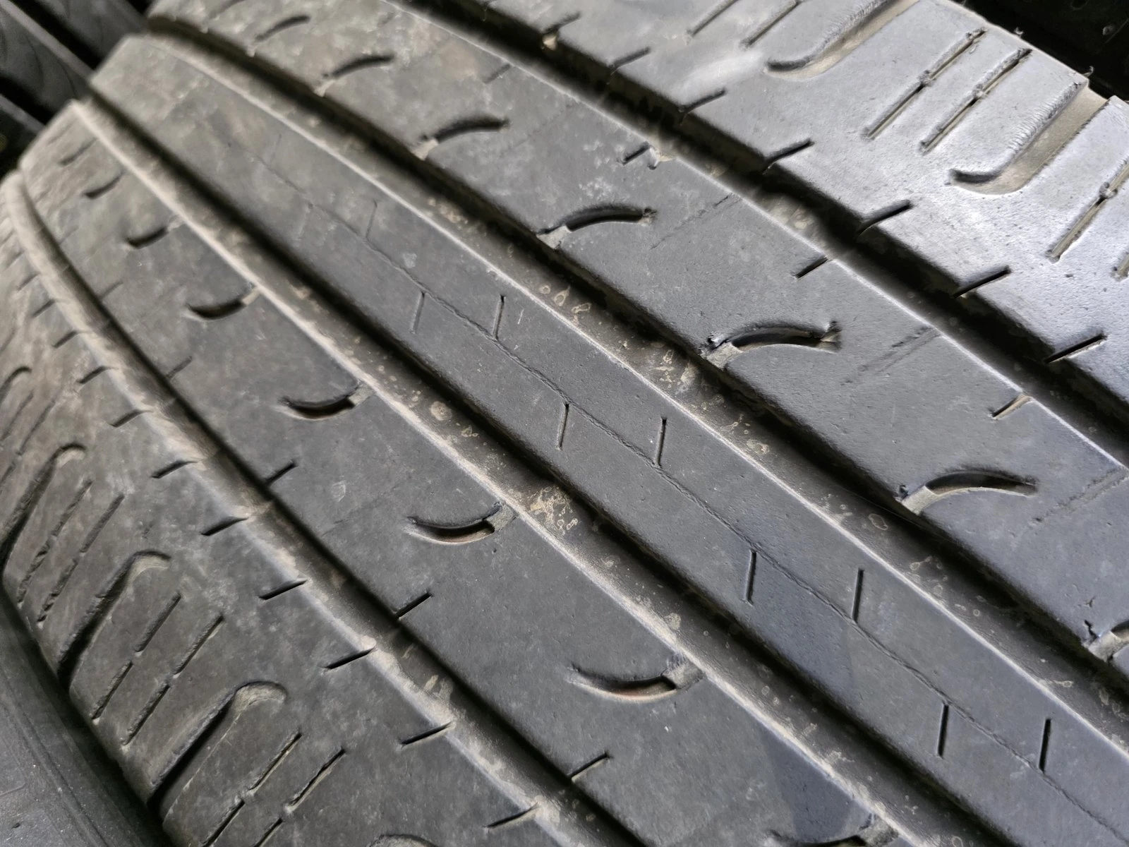 Гуми Летни 225/55R19, снимка 6 - Гуми и джанти - 56731036