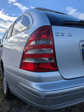 Mercedes-Benz C 220 Classic, снимка 6
