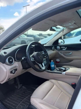 Mercedes-Benz C 300 * CARFAX * ОПЦИЯ ЗА ФИНАНСИРАНЕ, снимка 4