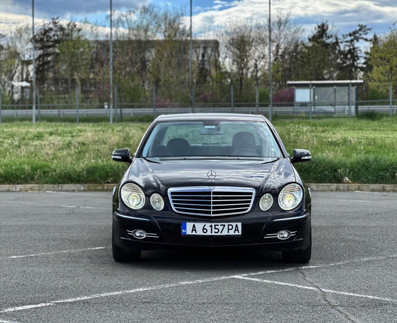 Mercedes-Benz E 320, снимка 3 - Автомобили и джипове - 45539479
