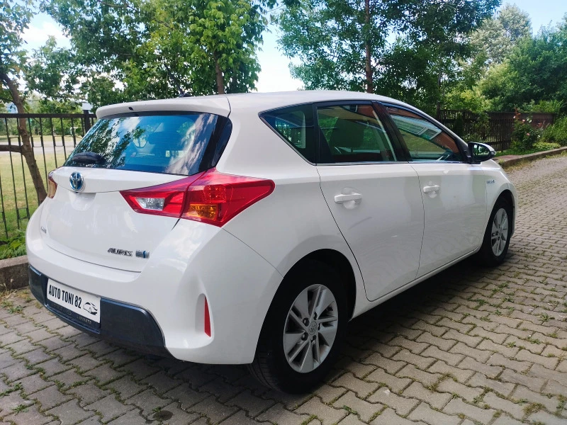 Toyota Auris 1.8i HYBRID / НАВИГАЦИЯ  АВТОМАТИК., снимка 6 - Автомобили и джипове - 46475363