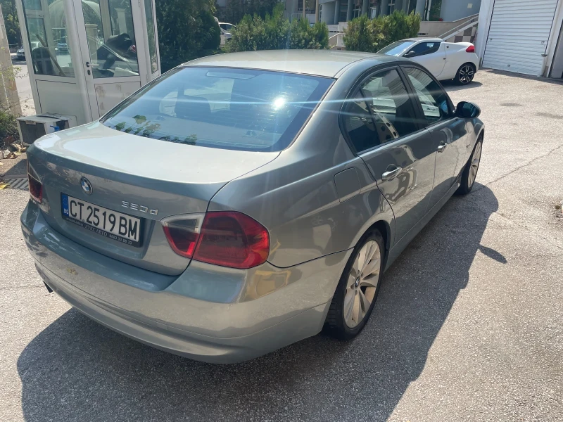 BMW 320 320D, снимка 6 - Автомобили и джипове - 46950817