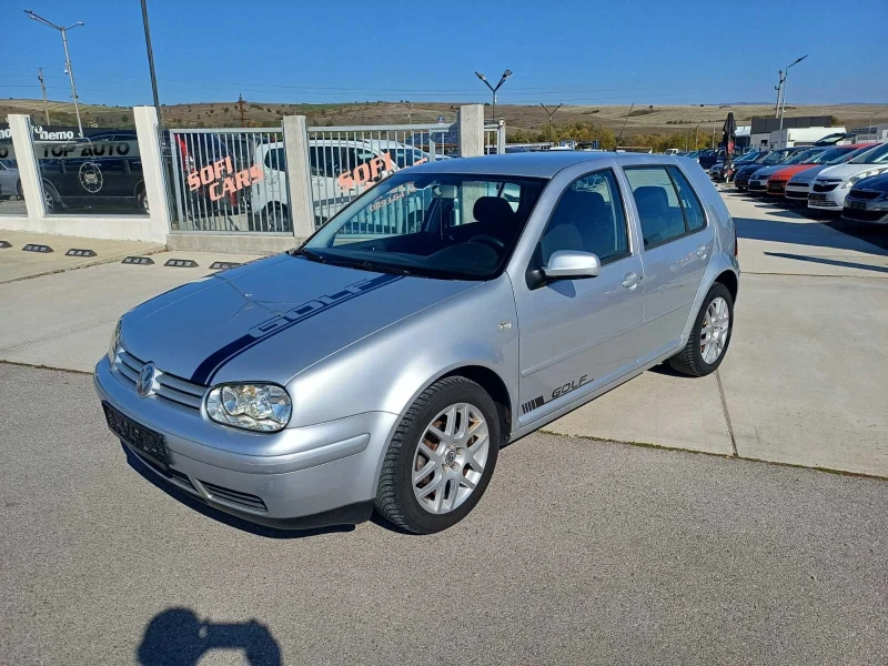 VW Golf 1.6I, снимка 3 - Автомобили и джипове - 47650916