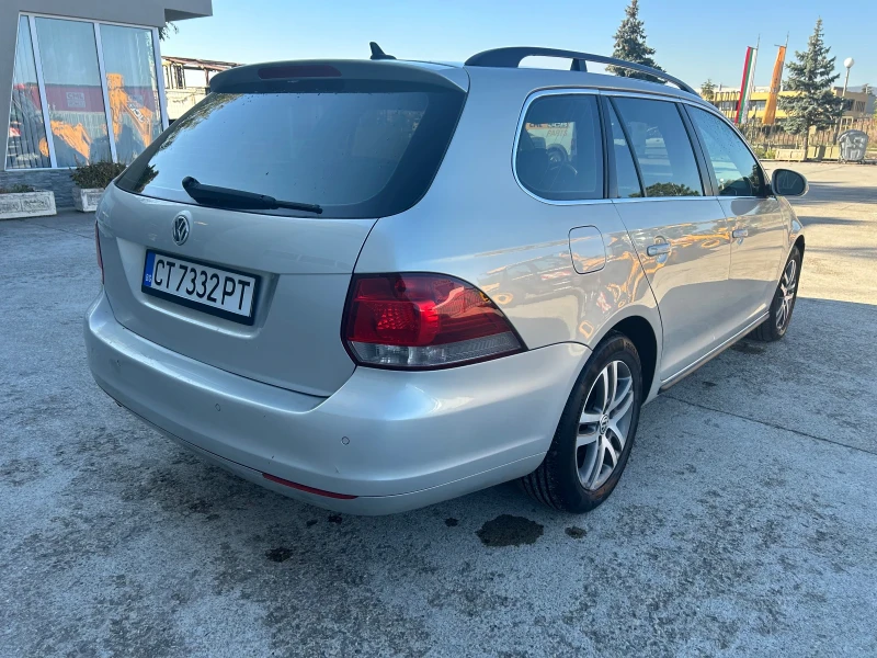 VW Golf 1.6TDI, снимка 5 - Автомобили и джипове - 47717877