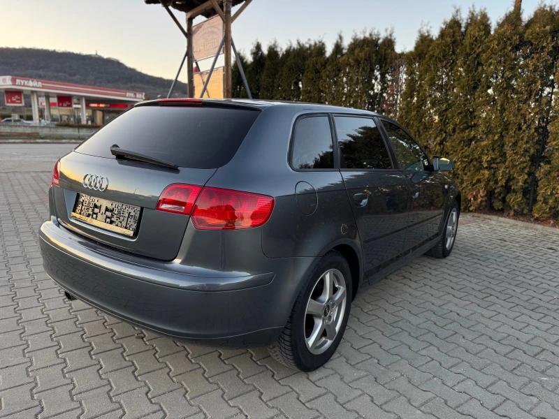 Audi A3 1.6i Automatic , снимка 4 - Автомобили и джипове - 48682673