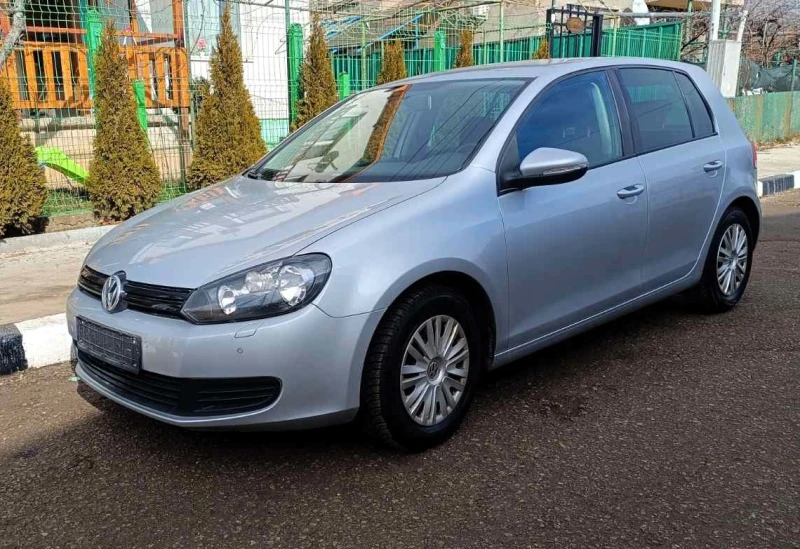 VW Golf VI/1.6 TDI/90к.с/2010г., снимка 1 - Автомобили и джипове - 48822752