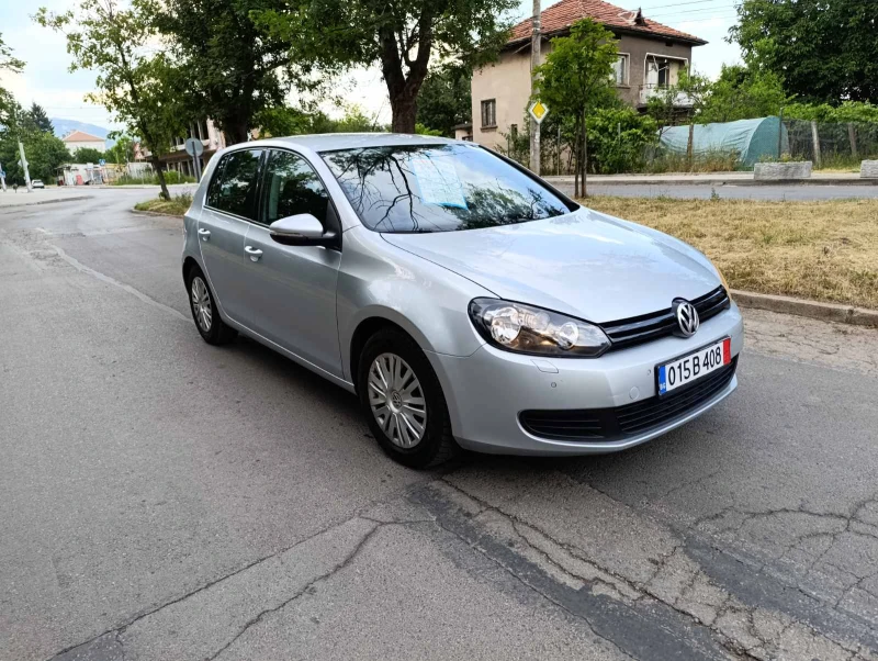 VW Golf VI/1.6 TDI/90к.с/2010г., снимка 8 - Автомобили и джипове - 48822752