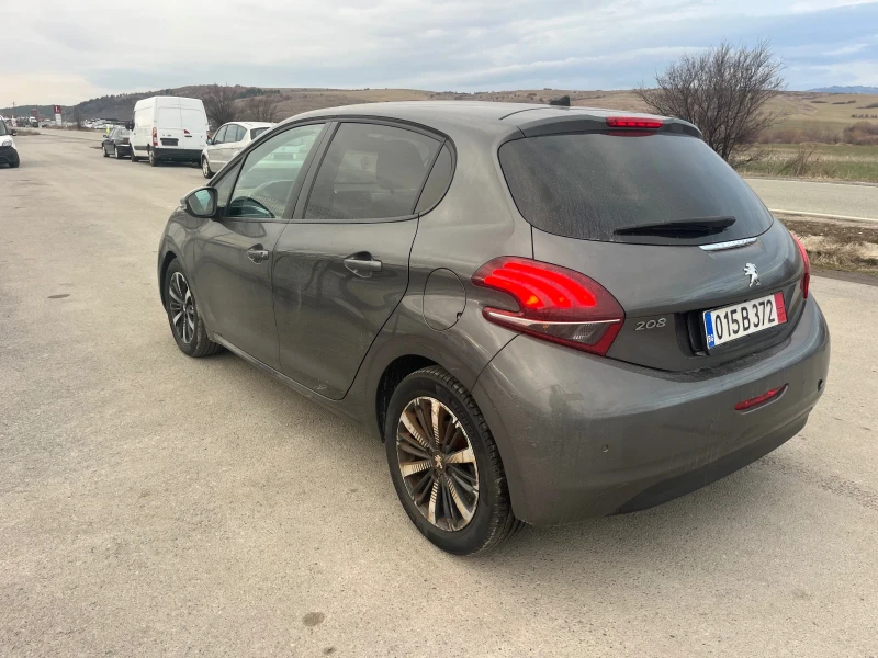 Peugeot 208 1.6, снимка 7 - Автомобили и джипове - 49291116