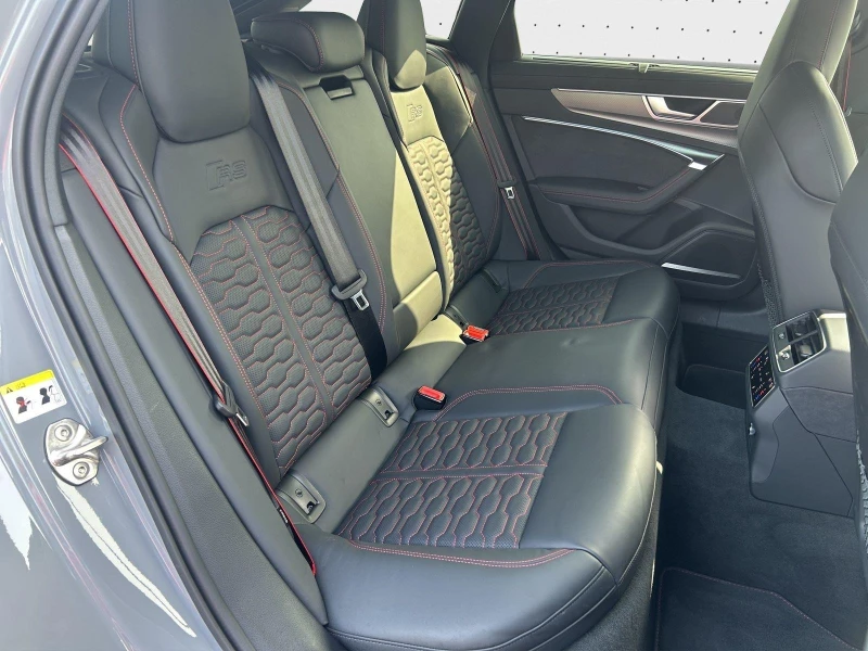 Audi Rs6 AVANT DYNAMIC CARBON HEAD UP PANO B&O MATRIX, снимка 13 - Автомобили и джипове - 51637302