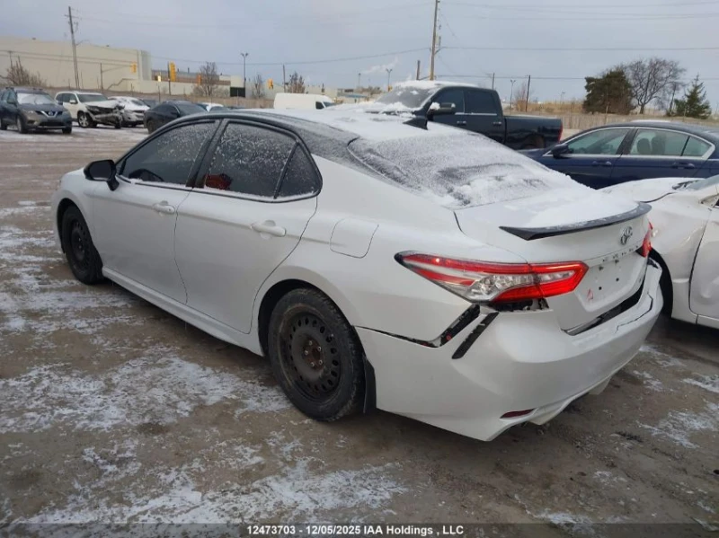 Toyota Camry XSE* Червен салон, снимка 5 - Автомобили и джипове - 52773728
