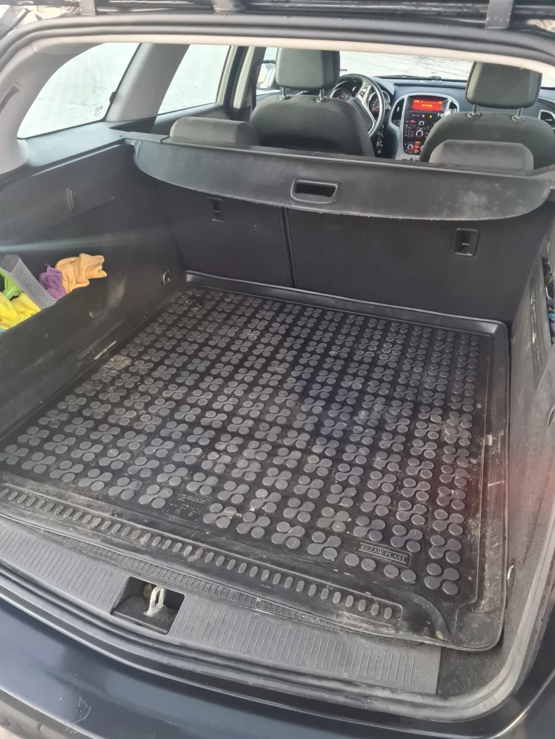 Opel Astra 1.3 ecoflex, снимка 6 - Автомобили и джипове - 52929912