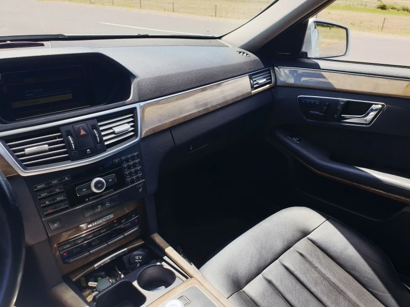 Mercedes-Benz E 350 E350, снимка 14 - Автомобили и джипове - 53060979
