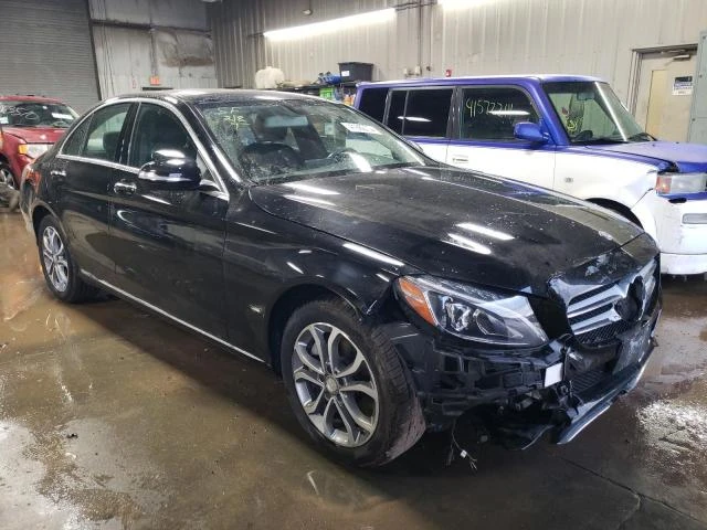 Mercedes-Benz C 300 4MATIC* Burmester* Full LED* Keyless* Пано* М.точк, снимка 4 - Автомобили и джипове - 48197575