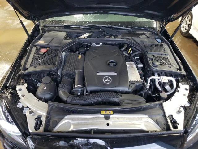 Mercedes-Benz C 300 4MATIC* Burmester* Full LED* Keyless* Пано* М.точк, снимка 11 - Автомобили и джипове - 48197575