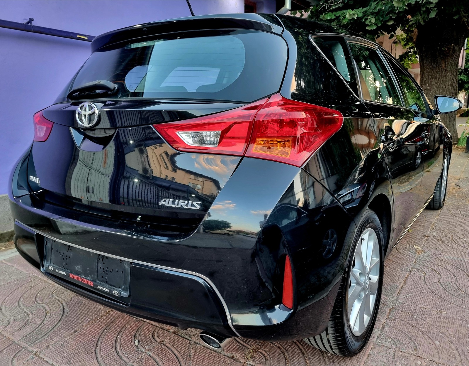 Toyota Auris 2.0d4d-veriga-нави-6скорости-japan - изображение 5