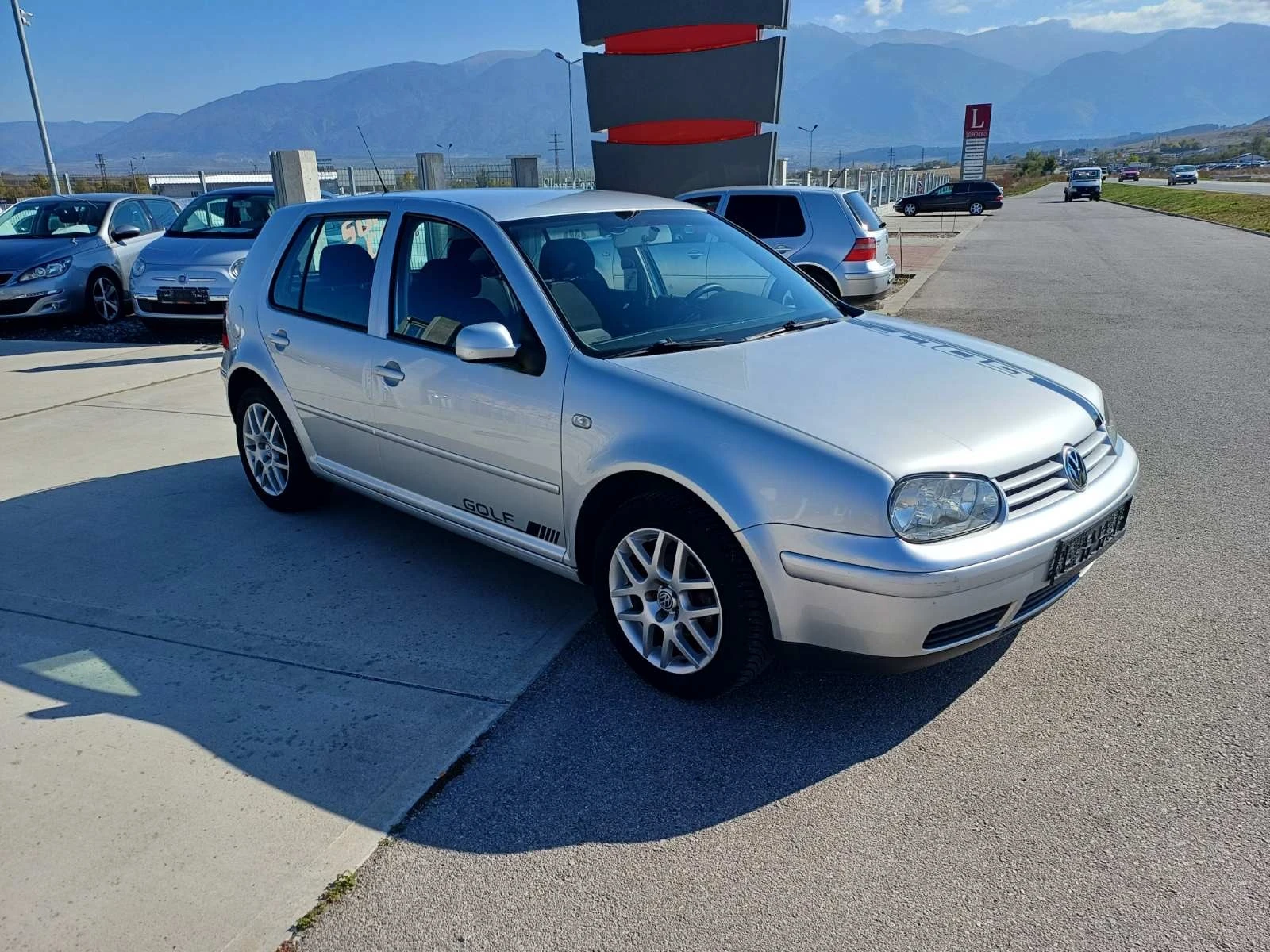 VW Golf 1.6I - [1] 