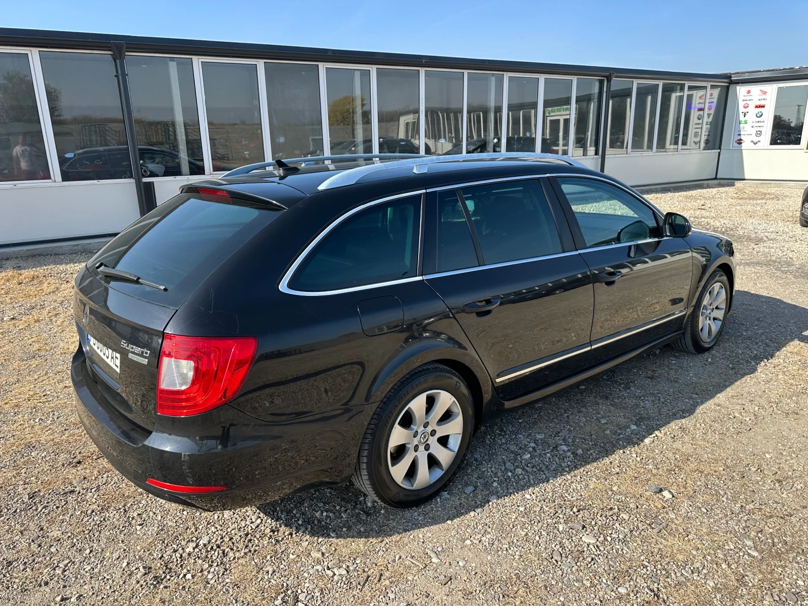 Skoda Superb 1.6TDI - изображение 3