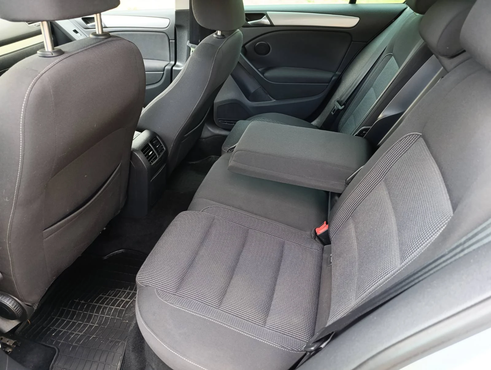 VW Golf VI/1.6 TDI/90./2010. | Mobile.bg   14