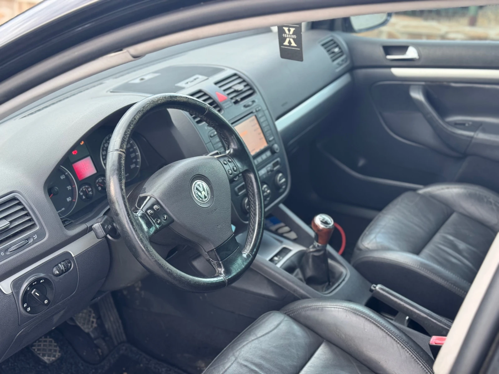 VW Golf 1.6i* Кожа* Нави* Клима* Топ - изображение 6