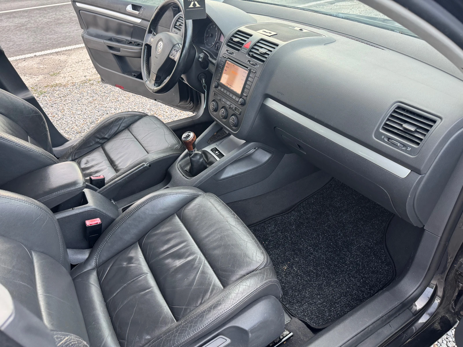 VW Golf 1.6i* Кожа* Нави* Клима* Топ - изображение 9