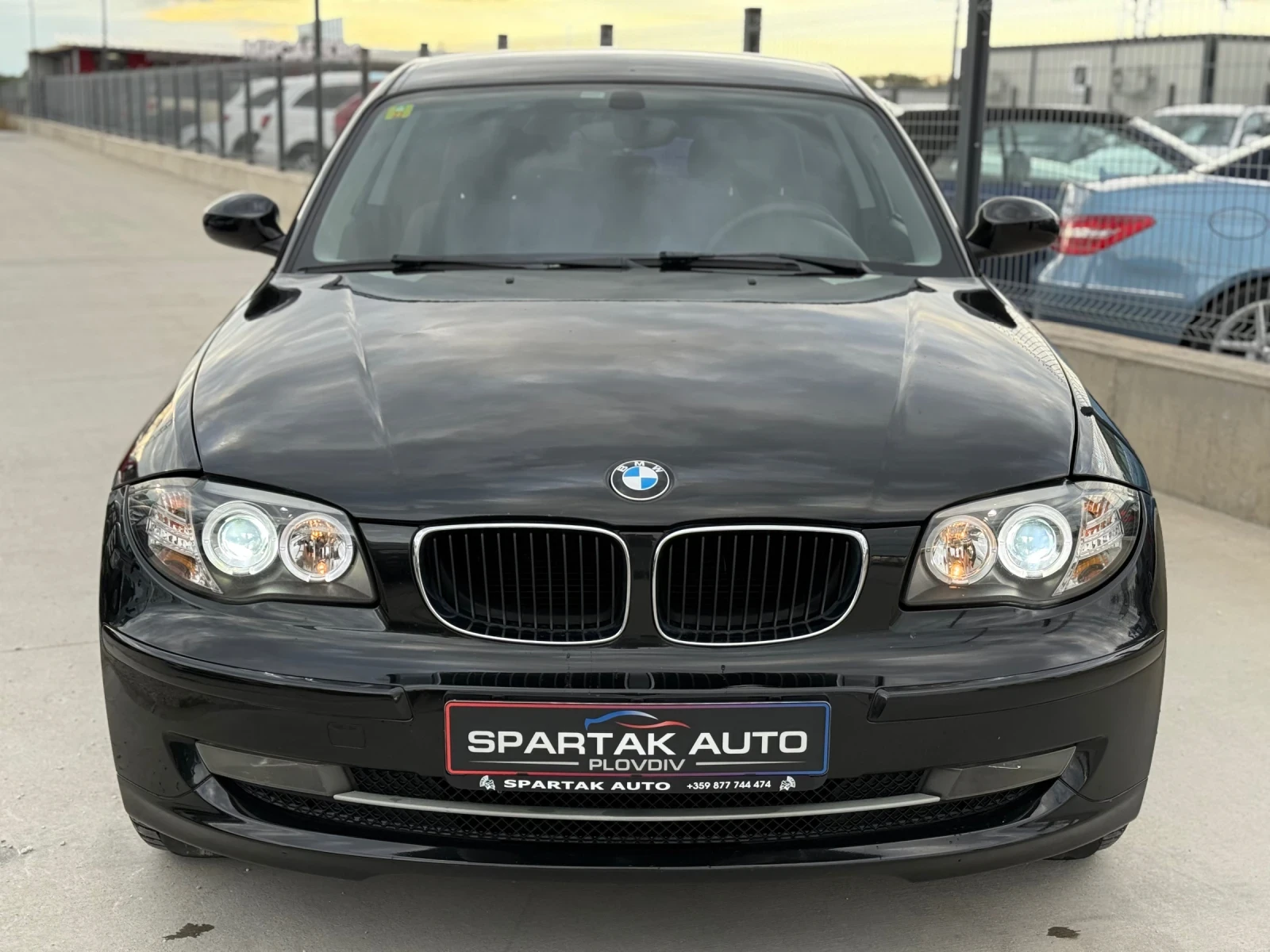 BMW 120 D* 2010г* FACE* РЪЧКА* Топ Състояние*  - изображение 2