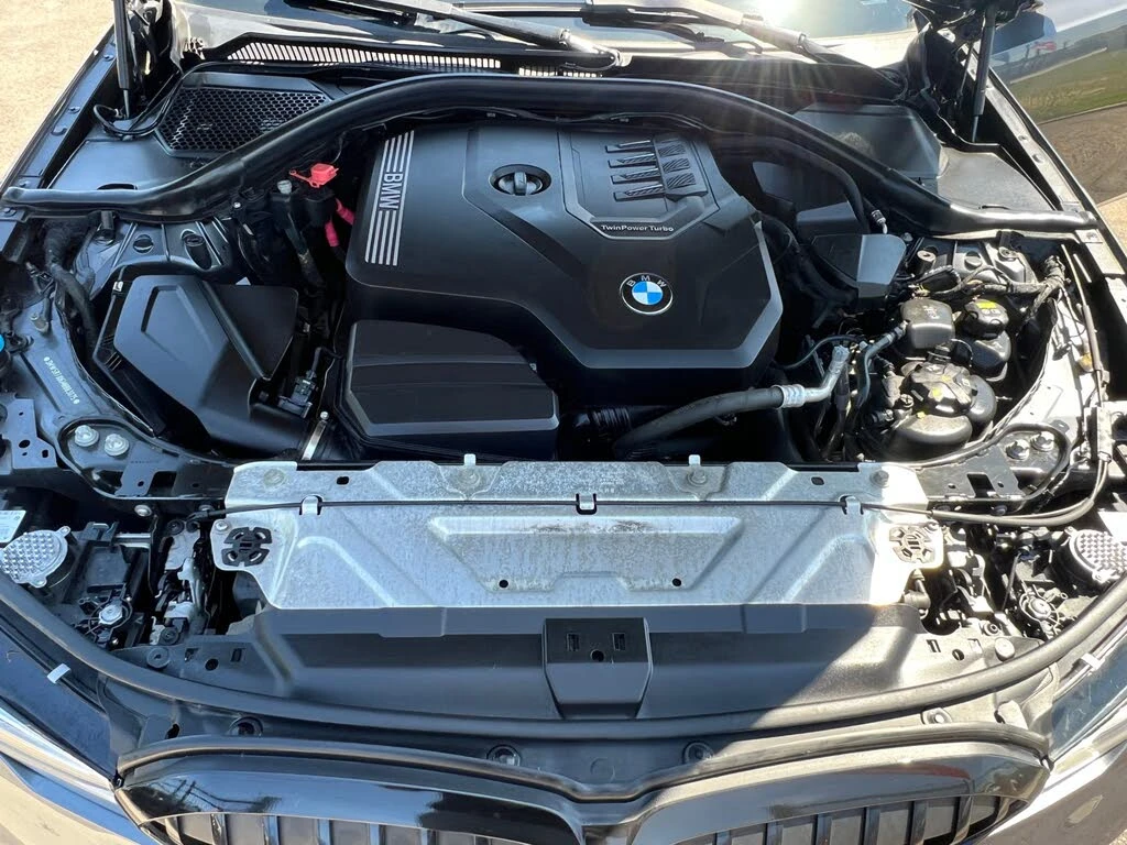 BMW 330 i xDrive * АвтоКредит* (ЦЕНА ДО  БГ) - изображение 5