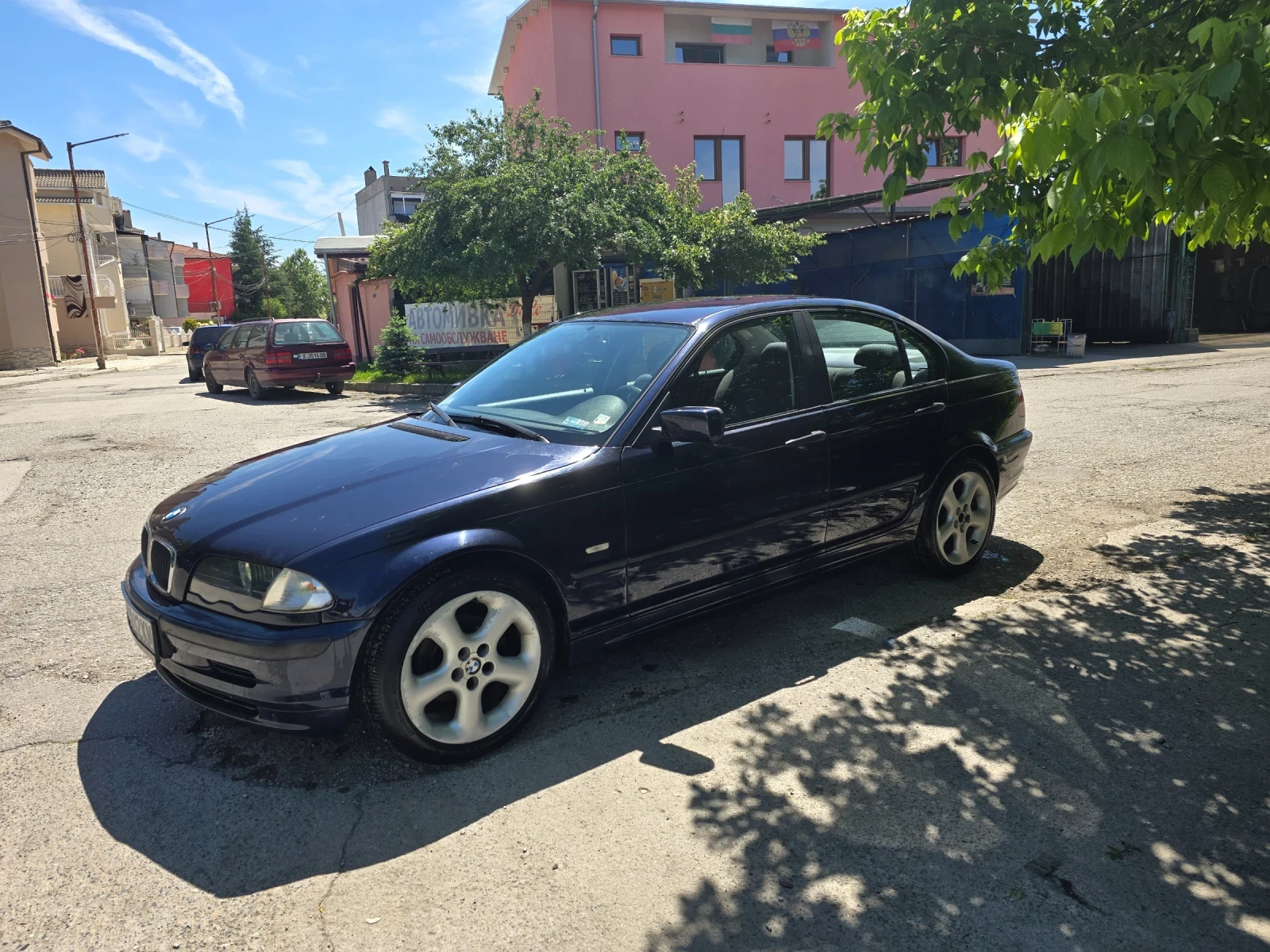 BMW 318  - изображение 2