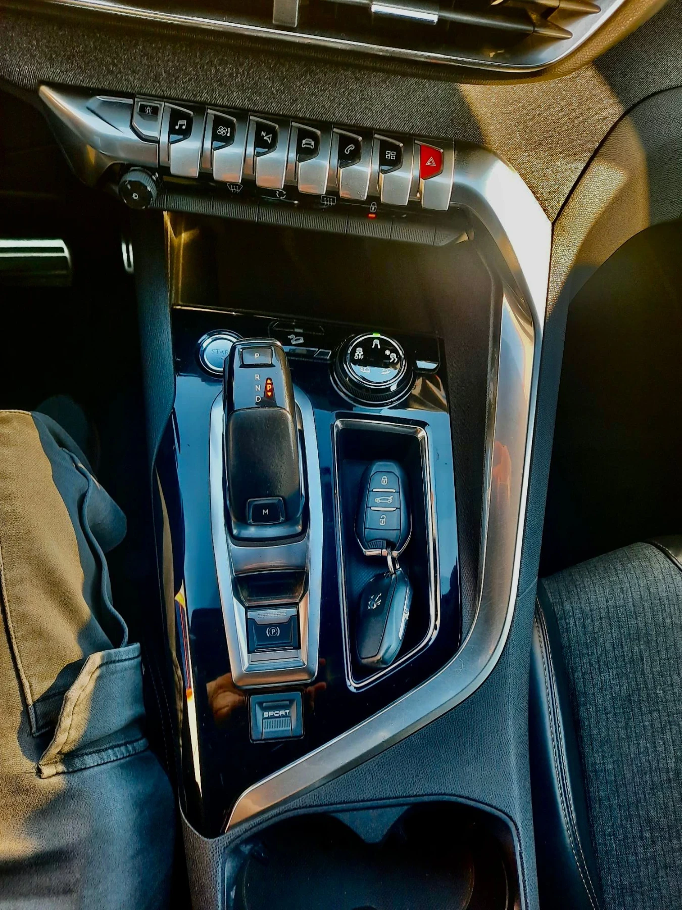 Peugeot 3008 1.6HDI* AutoEAT* GTLine* Full | Mobile.bg   17