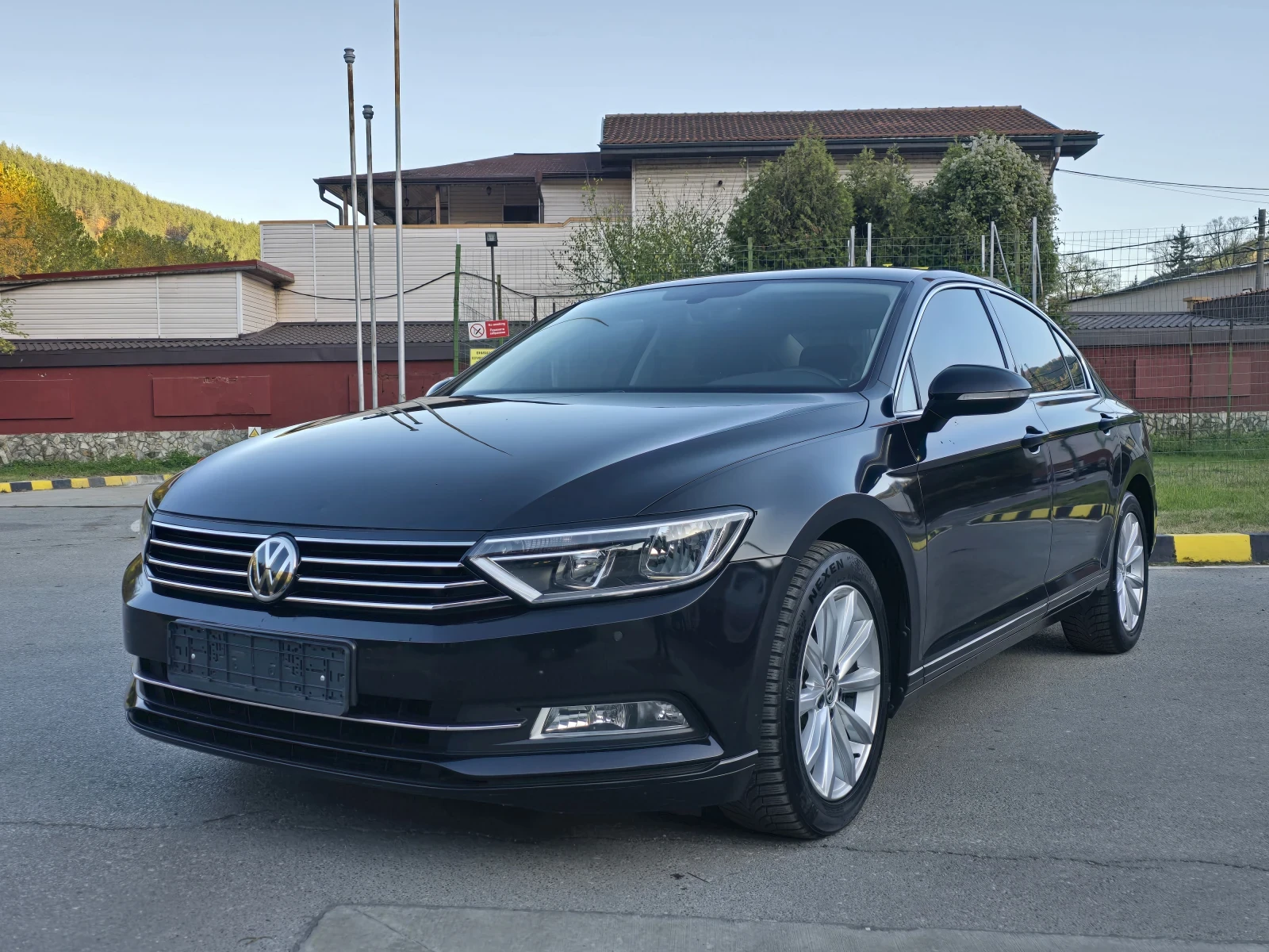 VW Passat Топ състояние реален пробег - изображение 6