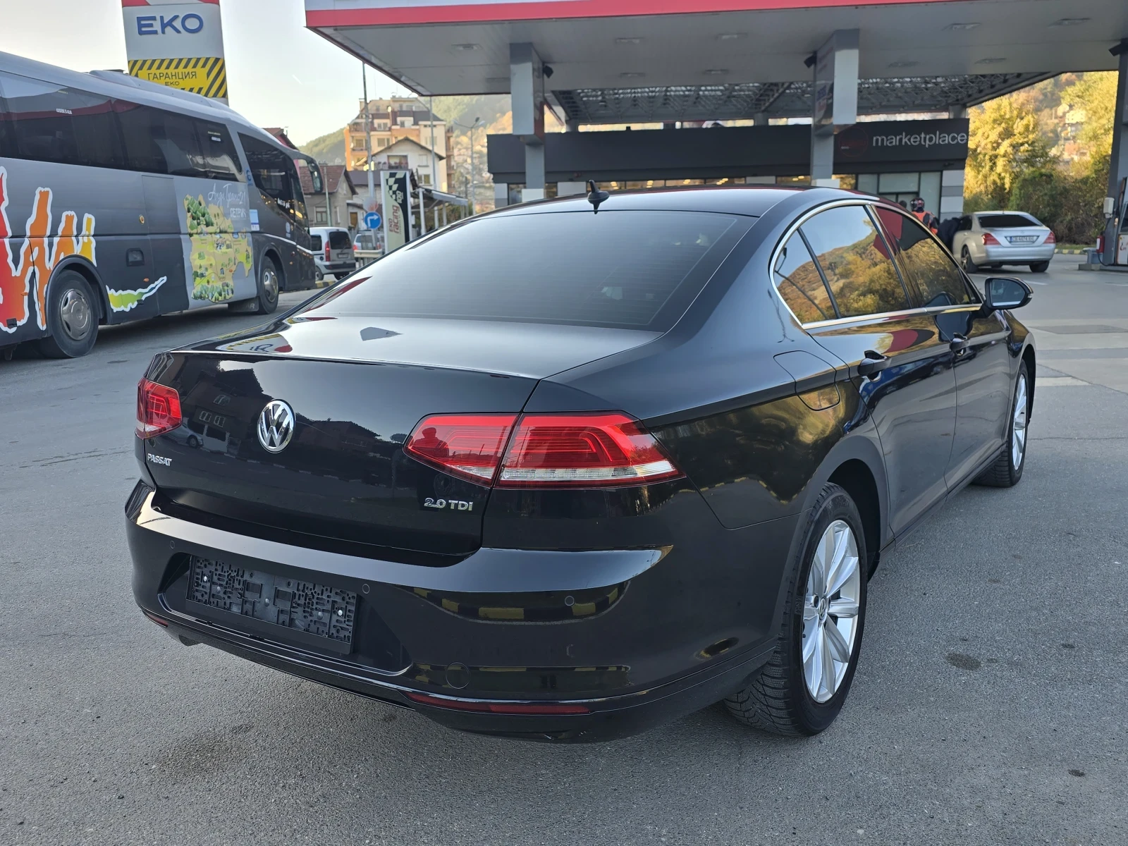 VW Passat Топ състояние реален пробег - изображение 7